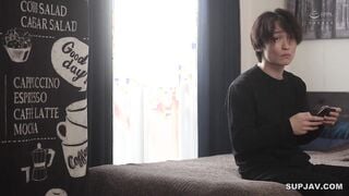 【モザイク破壊】JUR-342 「やっぱり…おばさんじゃダメよね。」 J系とマッチングした筈が、やってきたのはコス衣装の人妻・真由香さんじゅうご歳 瑶真由香