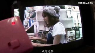 【モザイク破壊】XV-817 AVを見ようと思ったら店員がRio
