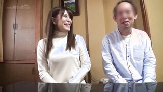 SDAM-046 「寝取られ願望」のある夫が妻をダマして混浴放置！裸より恥かしいハレンチ水着で夫の目の前で何度もイカされる巨根激ピストン