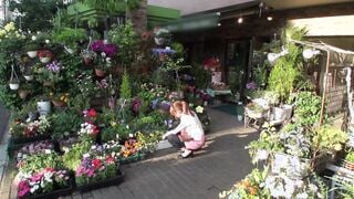 SCOP-087 街で噂の美人すぎる看板娘に交渉次第でどこまでやれるか実験してみました！！