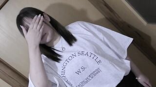 FC2-PPV-4734593 【通い詰めてナンパ成功】お仕事中に制服姿で駐車場に点検という名目で呼び出して野外露出仁王立ちフェラ人が沢山来る中で立ちバック生中出し★レビ