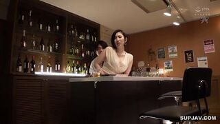 【モザイク破壊】DASD-827 ヤレそうでヤレない。美人で有名なママがいる地方で人気のスナック店。 舞原聖