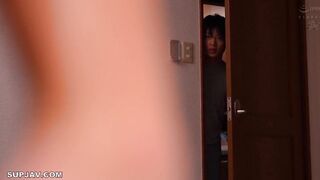 【モザイク破壊】DASS-698 お母さんに毎日好き好きオーラを浴びせた一ヶ月後、理性が外れたお母さんと子作りセックスを何度も何度も繰り返した。 吹石れな