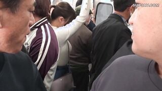 【モザイク破壊】DRPT-090 満員電車で前後を挟まれ羽交いじめ乳首開発される巨乳美女2 橘内ひなた