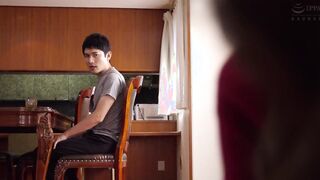 HZGD-181 お義姉さんの下着がエロすぎて、兄貴の奥さんを下着のまま襲って何度も中出ししてしまいました… 花宮あむ