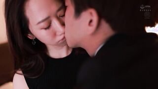 JUL-795 あんなに窮屈だった妻のアソコが、日に日に拡がっている…。 水戸かな