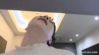 FC2-PPV-4735934 【個撮・野外露出セックス】<巨乳デカ乳輪ムチエロ妻>初めての羞恥体験に夫を忘れて発情するスケベ美人奥様青空の下でチンポしゃぶってバックで中