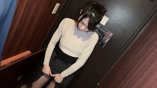 SORA-607 奥様プレバトリモバイ 刺激が欲しい人妻が赤面イキ連発 まんねりに悩む五芭さんをベロチューと猥褻リモバイで連れ回し悶絶失禁させたところ… 五芭