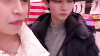 【モザイク破壊】FOCS-256 陽キャGALは陰キャ男子が大好物！？押し倒し×即ハメ×即童貞卒業×中出し 童貞チ●ポを暴発射精させるGカップ金髪ギャル 白浜美羽