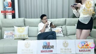 星空传媒XKG228 高考落榜兄弟的姐姐用蜜穴来安慰我 涵涵