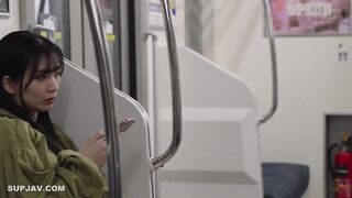 【モザイク破壊】MOON-041 最終マンズリ電車 誰もいない2人きりの車内で美人剛毛OLが股間を広げ見せつけオナニーくちゅくちゅくちゅ… 鈴木真夕