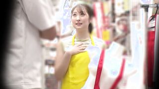 SDAM-067 หญิงสาวที่มาทำงานนอกเวลาคิดว่าเธอเป็นร้านขายของเล่นปกติถูกบังคับให้ทำงานที่ร้านขายของเล่นผู้ใหญ่ในชุดลามกที่น่าอายกว่าการเปลือยกาย