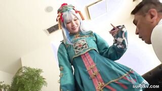 【モザイク破壊】MUKC-102 受け身なオタクおじさんを笑顔で気持ちよくしてくれる ニコニコ筆おろし・潮吹かせ神対応コスプレイヤー 雫月心桜
