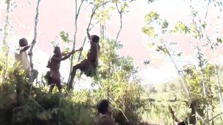 AVOP-108 「野性の王国」2015 橘花音 地球最後の秘境で5万年前から変わらぬ生活を続ける原住民に日本のエロ文化を手取り足取り教えて生でヤる