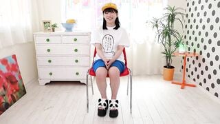 HMN-237 新人 18歳 脱・ニート大作戦！！親のスネかじってゲームに月10万課金してる性格小●生みたいな女の子 社会復帰するため中出しAVデビュー！！ 渡辺葵依