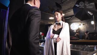 KBR-030 人妻バニーガールNTR 愛する夫の為に弄ばれる従順バニー 松岡すず