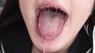 MUCD-336 無垢な女の子のイラマチオ とってもくるしくてきもちぃ4時間