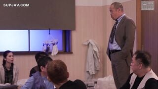 【モザイク破壊】NSFS-269 借金夫婦 妻を他人に抱かせました。9 ～山奥で肉体労働者たちと屈辱同居生活～ 小松杏