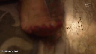 【モザイク破壊】ROE-361 最愛の母と飲み交わした一夜。酒と潮吹きに溺れて大人になった僕。 一色桃子
