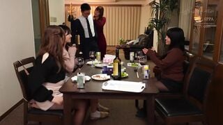 NHDTC-096 合宿の夜、こっそり布団の中で何度もイカセてレズに目覚めさせてしまった女生徒に数年後…夫が近くにいるのに密着スロー乳首舐めでレズ返しされた私