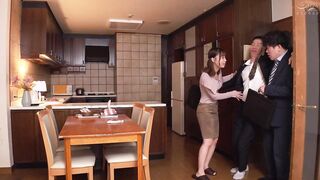 Huntc-384 "มองมาที่ฉันมากขึ้น ... " ภรรยาสาวคนหนึ่งถูกมองว่าเป็นผู้หญิงโดยผู้ชายคนอื่นที่ไม่ใช่สามีของเธอ ... เพื่อเติมเต็มความเหงาของความไร้เซ็กซี่ฉันเปิดกระโปรงซิปของฉันและทำให้เป็นของตัวเอง