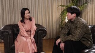 ROE-384 「絶対に、絶対に…、内緒にしていて―。」 サレ妻の休日、女性用風俗に現れた息子の友人に溺れる密会逢瀬。 水野優香