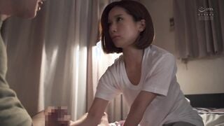 SSPD-154 運休雨宿りNTR 憧れの女上司と朝までヤリまくった台風の夜 小島みなみ