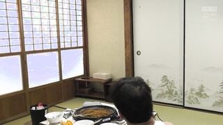 HOKS-204 欲情オーバーフロー 熟女50代 女だって飢えている！ 引越し現場の生肌喘（あえ）ぎ 花柳里葎子