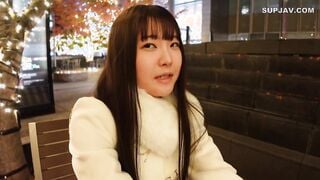 SIRO-5480 【彼氏公認】白コートが似合うウサギみたいな現役大学生・くれはちゃん(20歳)初登場！ 幼い顔とEカップの大人ボディを持つ小柄な甘えんぼ美少女が、寝取ら
