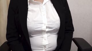 天然むすめ 090225_01 むっちりリクルートスーツの巨乳娘と中出し面接！ 真鍋史緒里