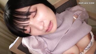 【モザイク破壊】SIRO-5456 猫顔アンニュイ美人が「乳首が弱点で・・・」というので少しいじったら発情エッチコンロ大点火！！乳首を押すだけでビクビクと震え、吐息を盛大