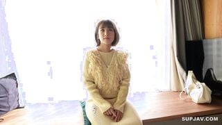 【モザイク破壊】SIRO-5470 【広島発！色白ムチムチ美女はオナニー狂】ベビー用品店勤務のゆるふわ美女が彼氏のレスに耐えきれず性欲爆発！キスで即エロモード突入、床オナ