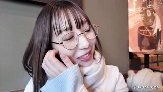 【モザイク破壊】SIRO-5474 知的なメガネの奥に潜むモンスター級の性欲！学業まじめな清楚JDがAVデビュー！「彼氏がいたら毎日したい」と語る性欲旺盛ガールは、触れら