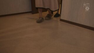 BBAN-545 高級マンションレズビアン 母のぬくもりを教えてくれたのは同じマンションに住む妖艶な人妻でした 美丘さとみ 望月つぼみ