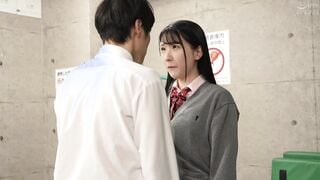 HUNTC-411 『今日は誰でもいいからエッチしたい！※心の声』『生理前だからエッチしたくてたまらないの！※心の声』『デカチンが好きなんだよね※心の声』クラスメイト女子