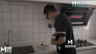 绝对领域LY-061 我的妻子是人体模特 无法忍受裸露酮体的诱惑 王笑笑