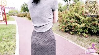 香蕉秀XJX0138 野外露出跳蛋塞满 小猫咪