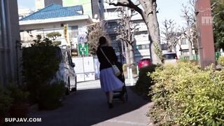 【モザイク破壊】MIDA-140 ベビーカー揺らしながら絶対オレら夫婦を見下してる隣人巨乳妻の産後処女を奪ってやったら長時間痙攣アクメで失禁しやがった（笑） 堀田真央