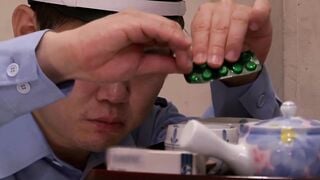 JUFD-203 恥ずかしい失禁 羞恥で溢れだす女警備員の泉 さとう遥希