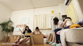【モザイク破壊】SDDE-677 突然、どろっどろ精子が降り注がれる日常 「常にぶっかけ」女子〇生 〜…