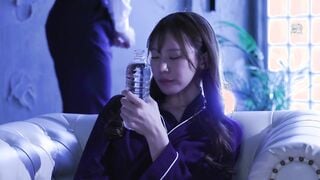 SONE-880 「キメセクにハマって潮もヨダレも止まらないだなんて…」口から、肌から、媚薬が侵食。痩身エステで感度バグらされたスーパースレンダーOLの末路 楓ふうあ