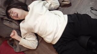 blor-276 aaaah ฉันจะดมกลิ่นพยาบาลที่สง่างามที่ไม่มีกลิ่นเพศเลย ... เขาเป็นคนที่บิดเบือนอย่างสมบูรณ์ที่กรีดร้องอย่างอุกอาจด้วยใบหน้า Ahegao