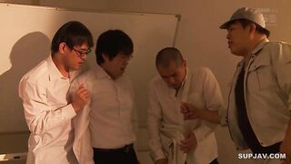 【モザイク破壊】SSNI-082 狙われた豊満アスリートの筋肉体 柳みゆう 水泳部エースは部員たちの性処理係