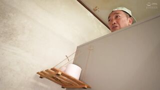 MKON-116 綺麗好きの彼女を女子禁制の男子寮に連れ込んだら、キモくて不潔な管理人に捕まってしまいボロボロになるまで汚された あかね麗
