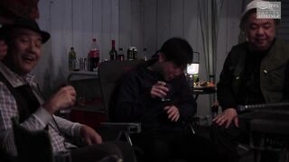 NSFS-417 2泊3日のキャンプ 町内会まわしテント3 オヤジたちに何度も中出しされた私の妻 徳永しおり