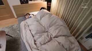 IPZZ-597C-U 墓まで持っていく僕とかなちゃん二人だけの秘密 親友彼女の無防備すっぴん姿が可愛すぎて 衝動的に寝取ってしまった例の夜 桃乃木かな