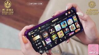 蜜桃传媒PME-268 极品美胸大嫂的强烈性欲 试过才知道宏大哥常软脚的原因来自大嫂 吴芳宜