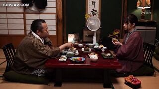 【モザイク破壊】IPX-703 死ぬほど大嫌いな上司と出張先の温泉旅館でまさかの相部屋に… 醜い絶倫おやじに何度も何度もイカされてしまった私。 二葉エマ