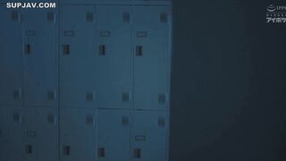 【モザイク破壊】IPZZ-605 スク水マニア ザーメンマーキング イカれた用務員の異常スク水愛に汚された女子○生 温度・質感・香り その全て、キミの豊満なカラダごと、い