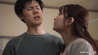 【モザイク破壊】ADN-692 視聴料徴収に来た若妻さんの胸がエロ過ぎたので「支払うからヤラせてよ」と迫ったらまさかのOKだった件。 梓ヒカリ